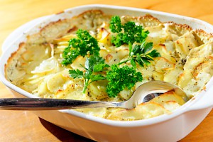 /rezepte/vegetarisch/kohlrabi-kartoffel-gratin/